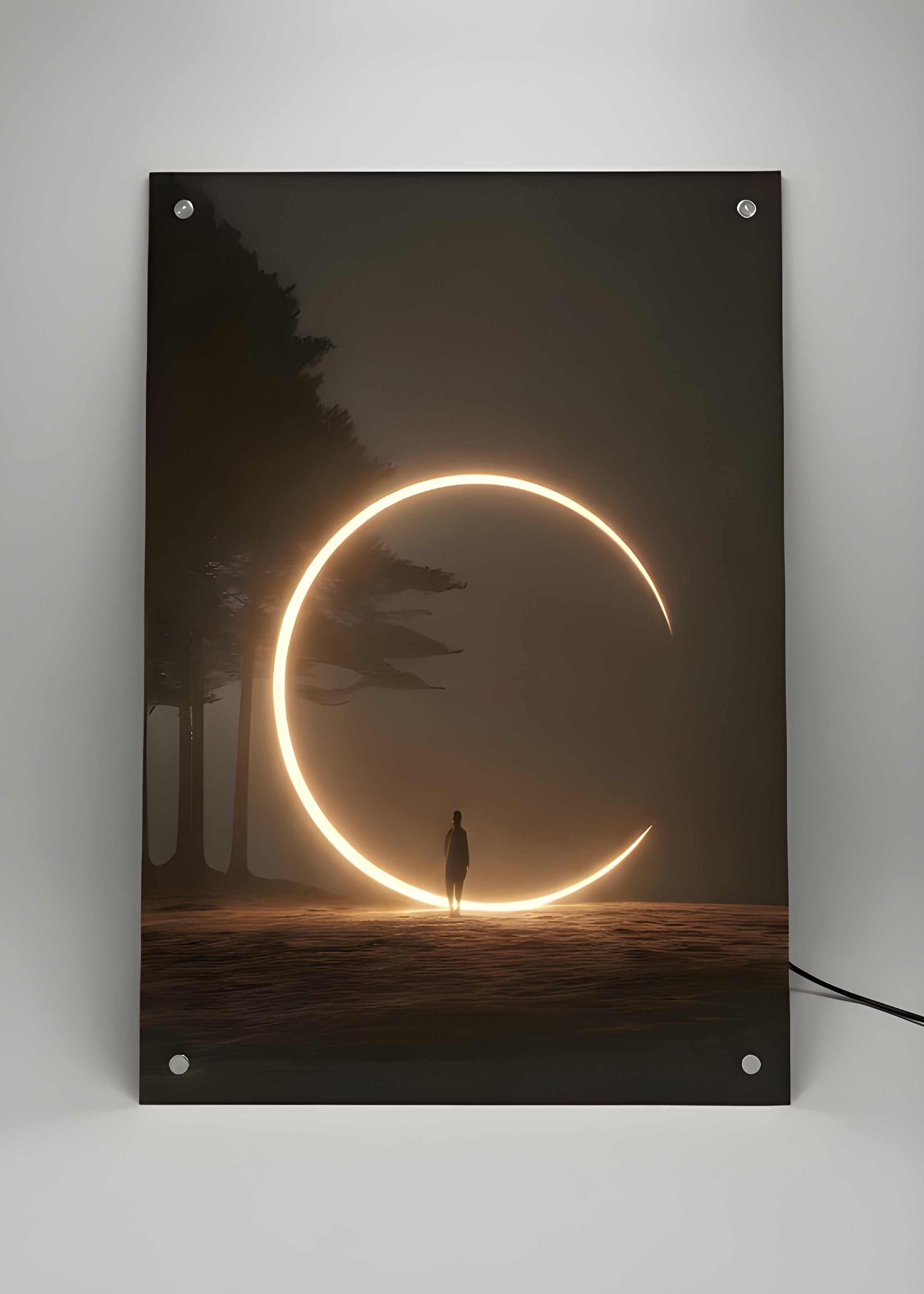 The Glowing Crescent